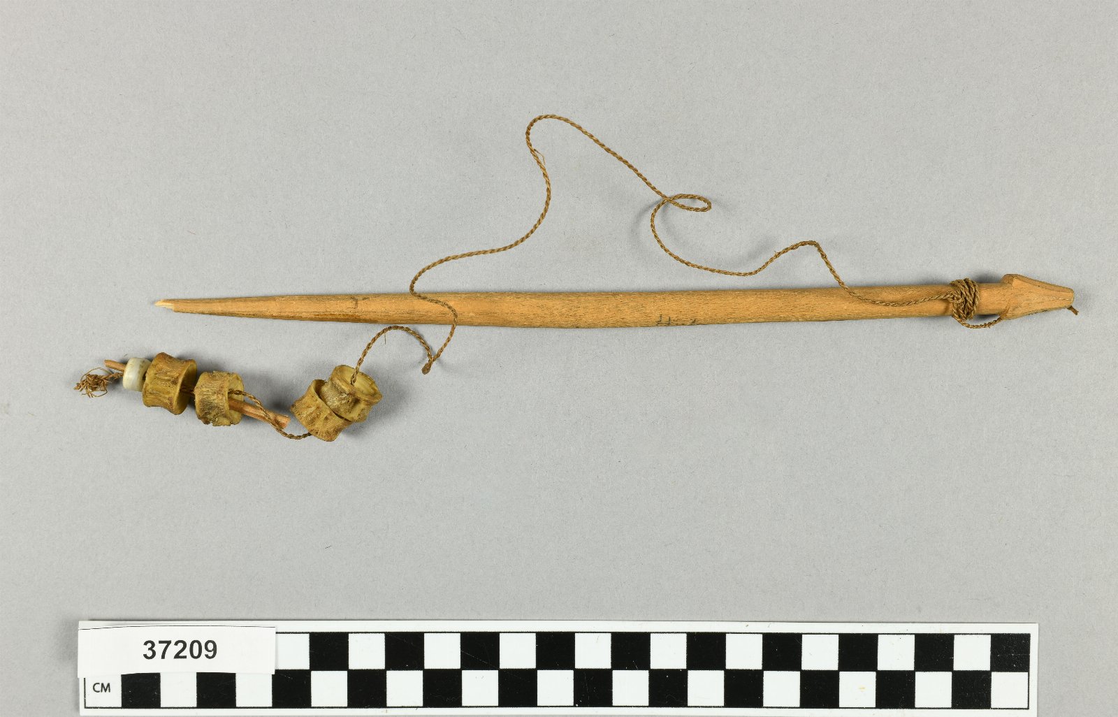 663714