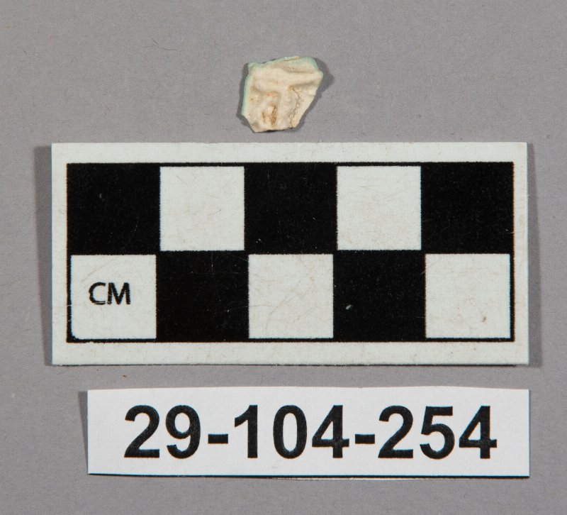 671198