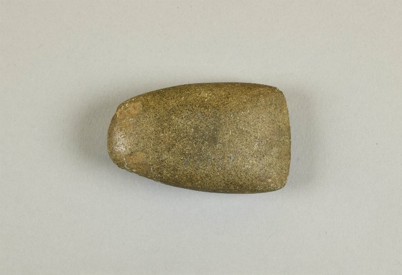 687241