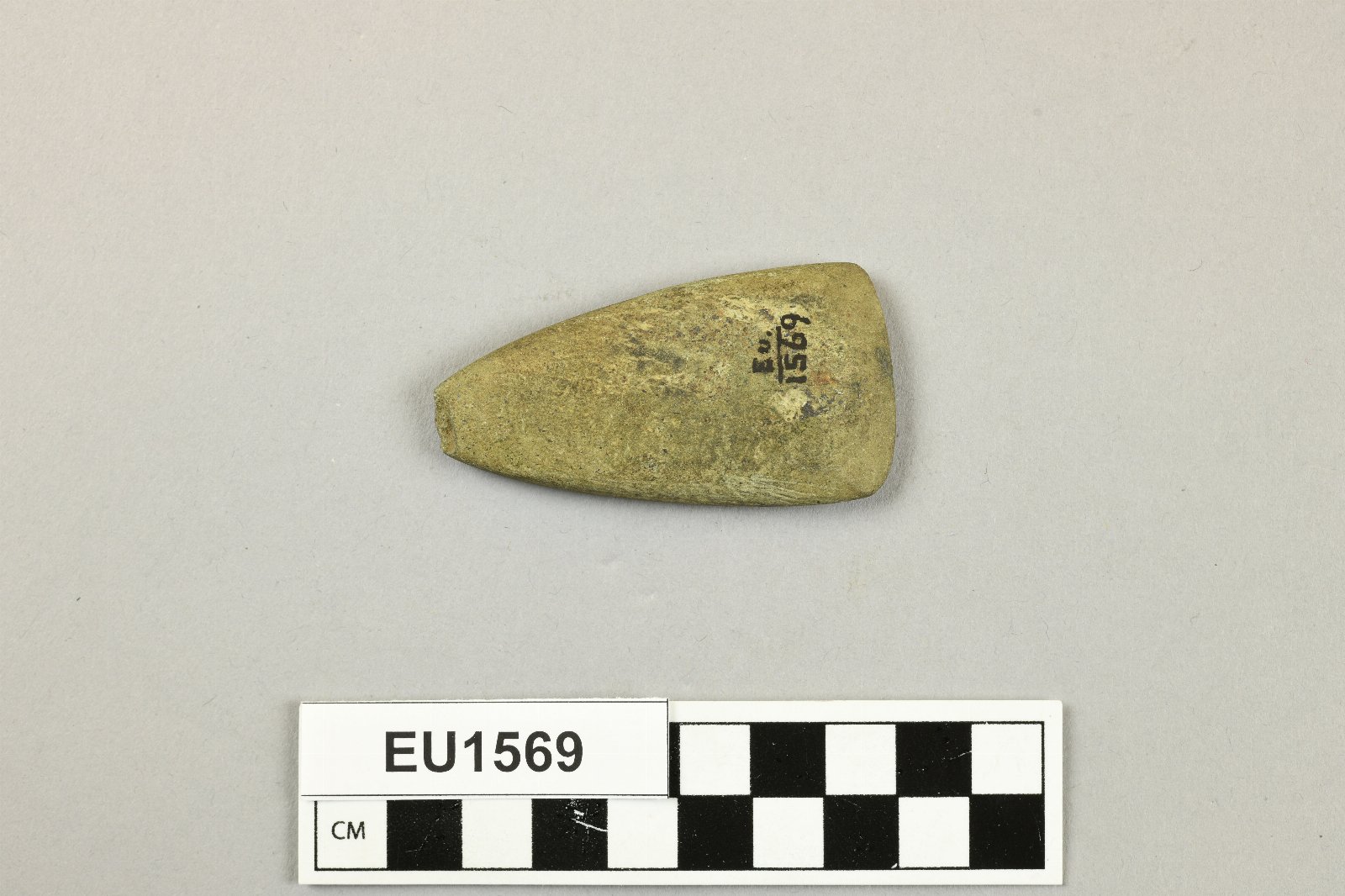 687712