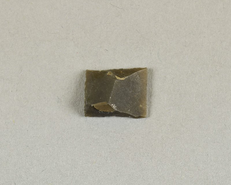 689643