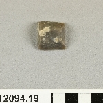 689907