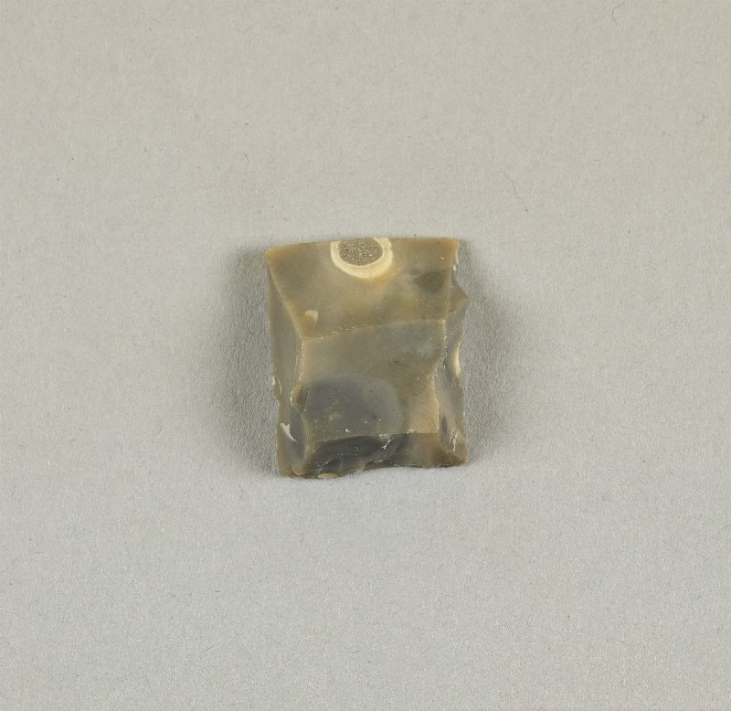690070