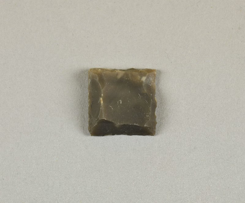 690379