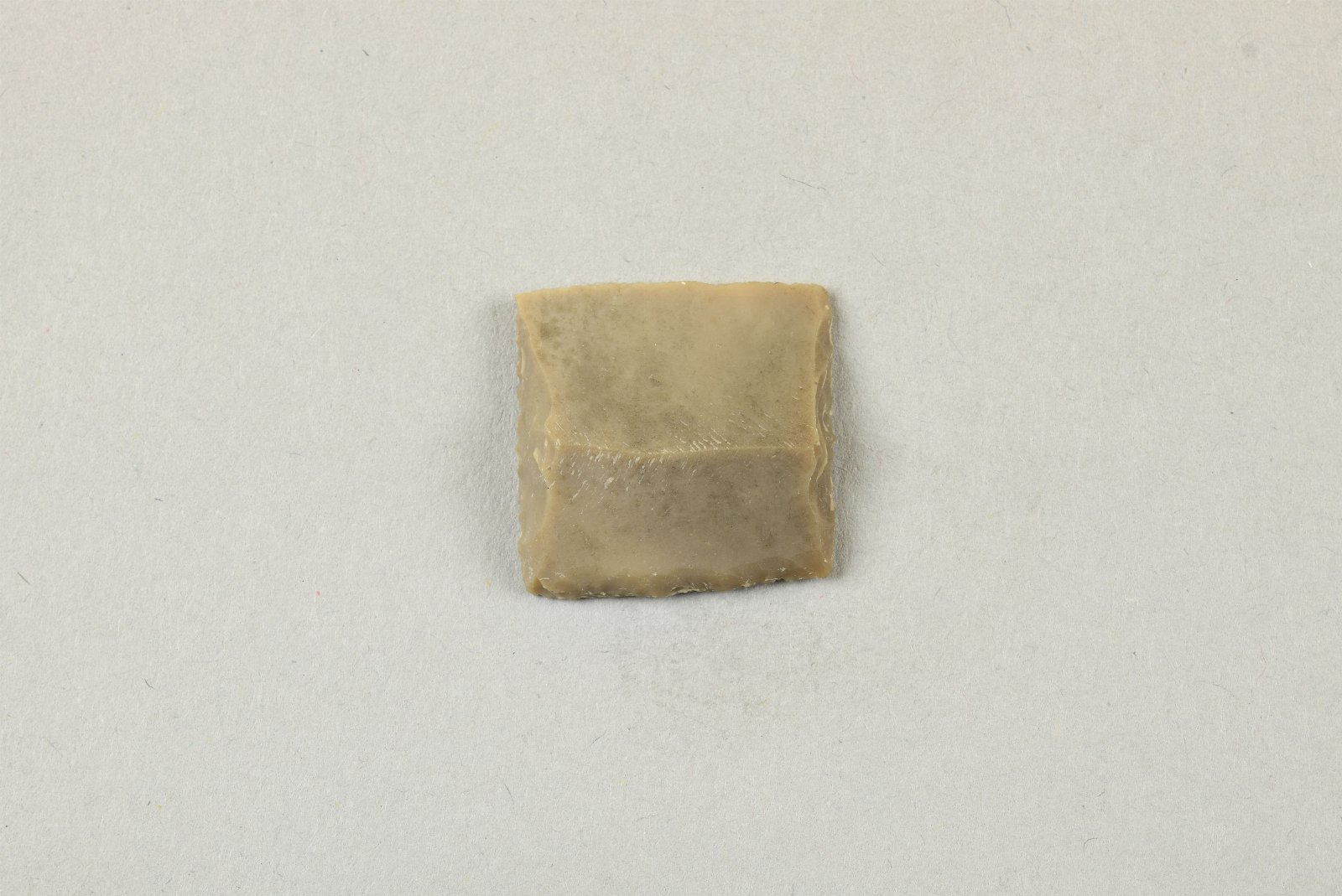 691700