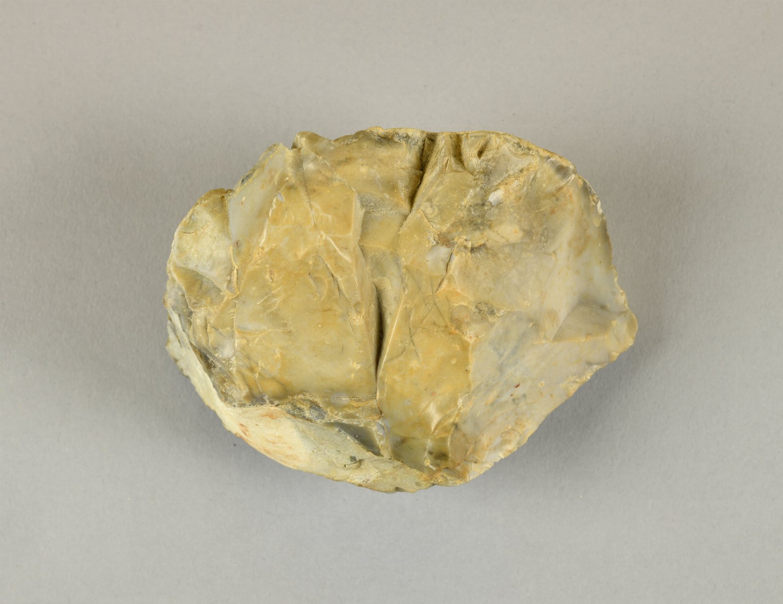 692176