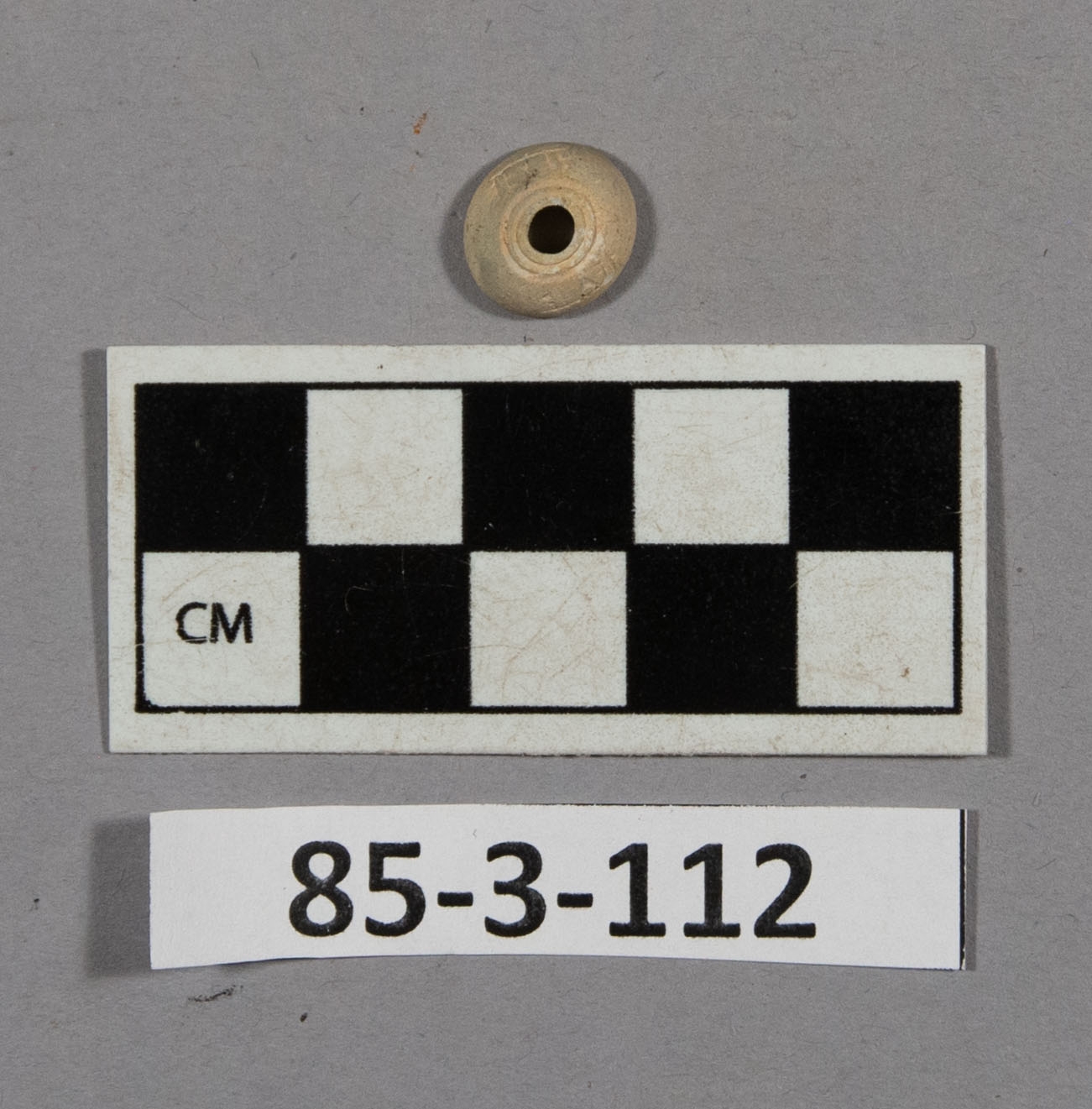 694832