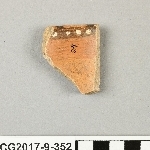 696743