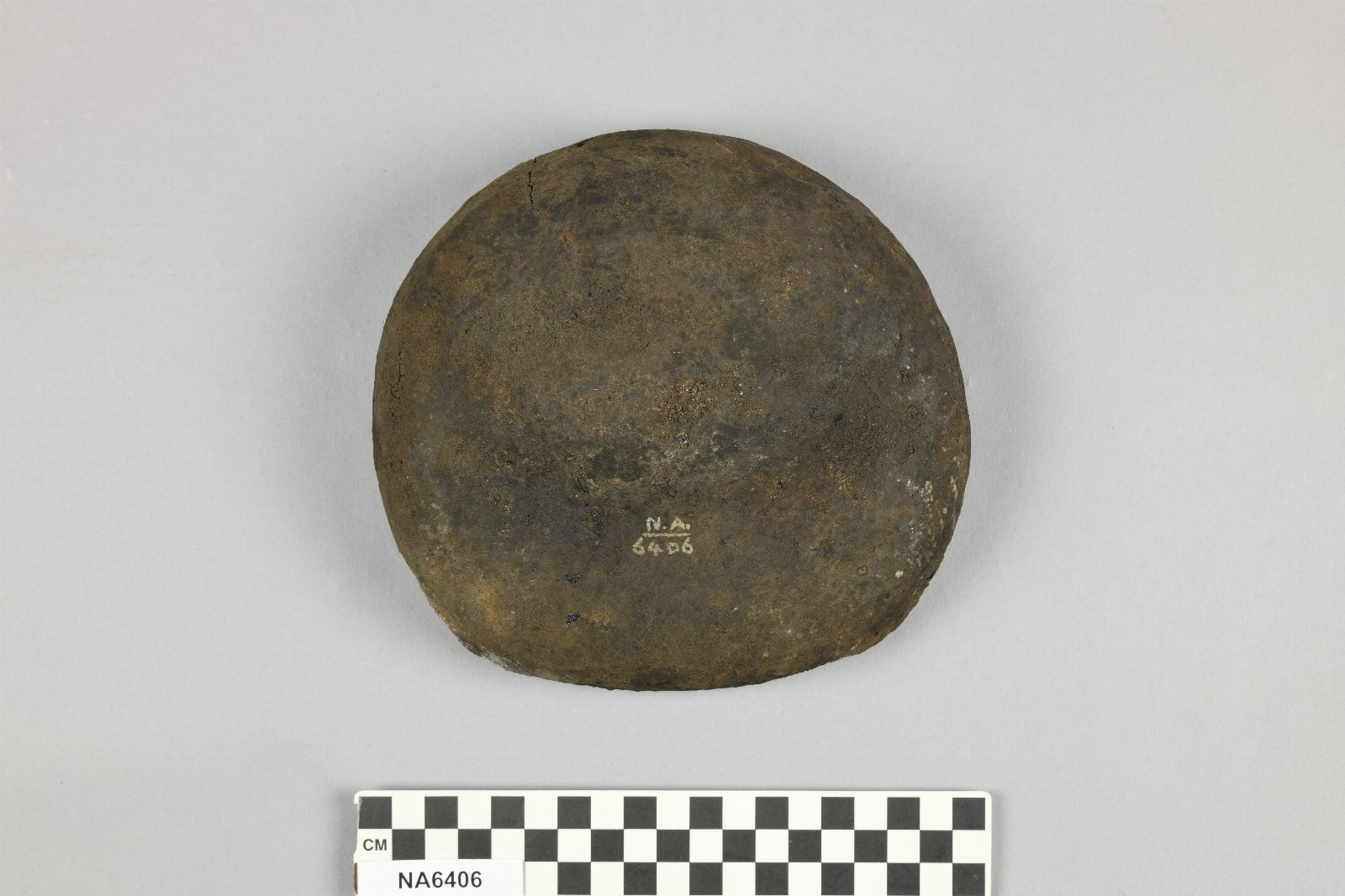 698740