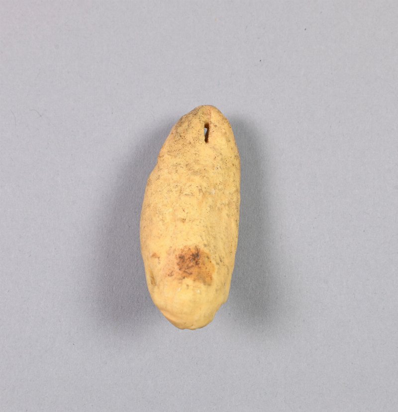 707899