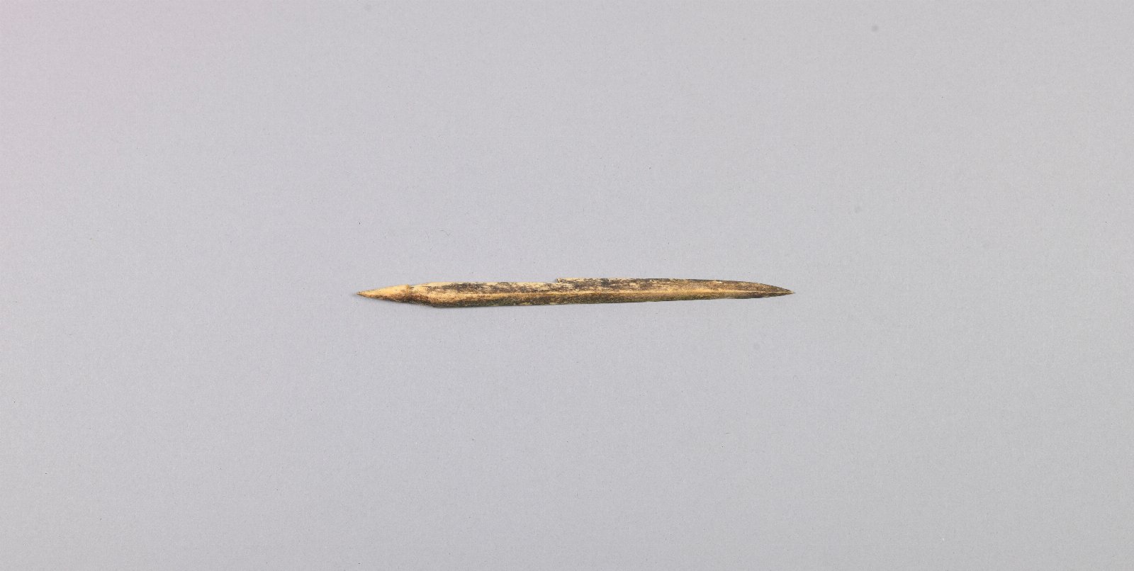 708057