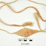 710524
