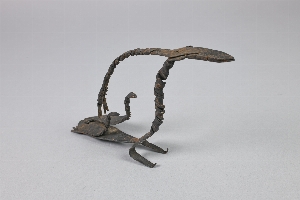 A1585