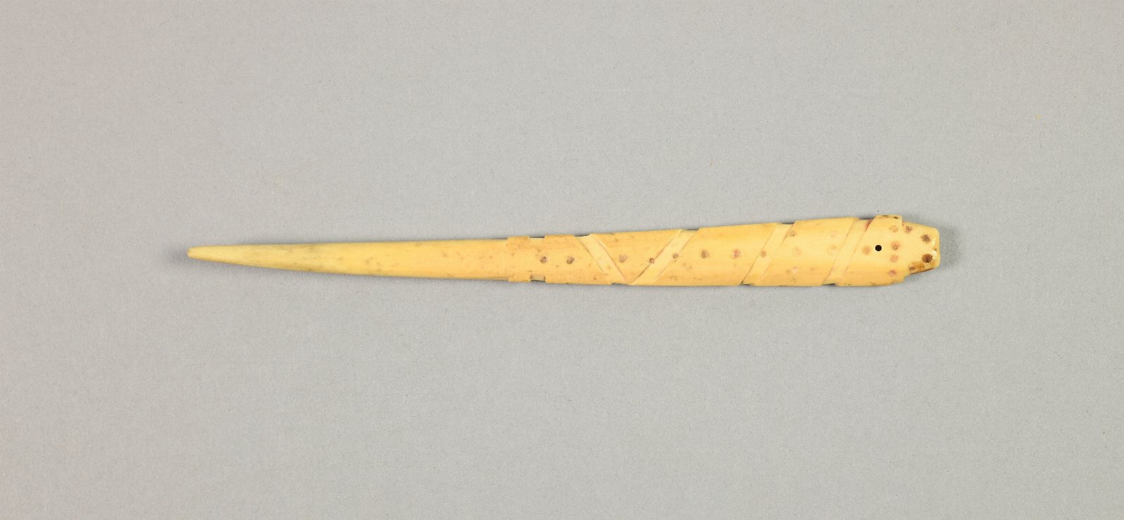 727605