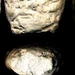 737576