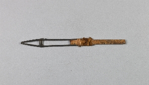A383