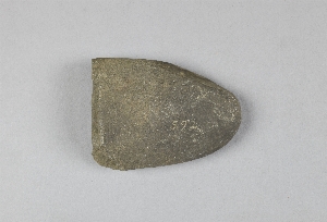 592A