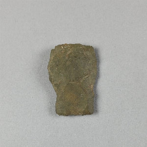 596A