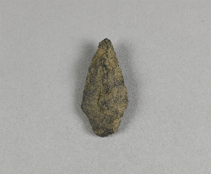 685B