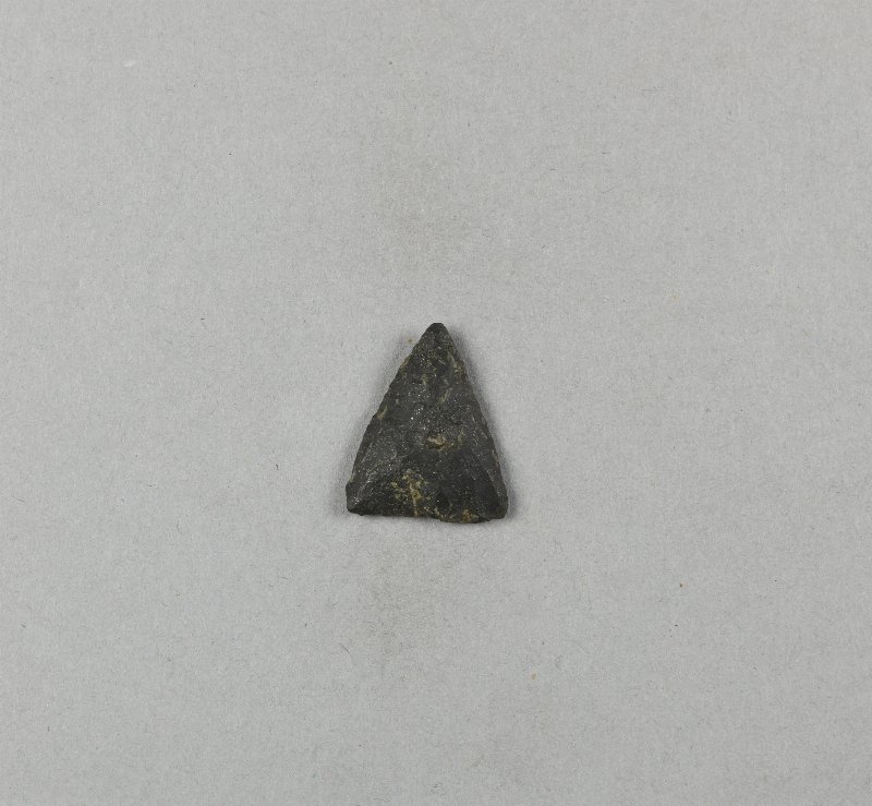 782996