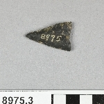 792823