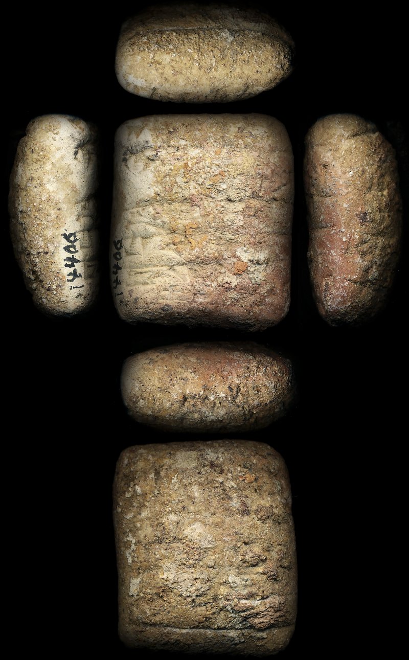 803688