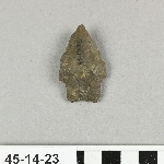 808641