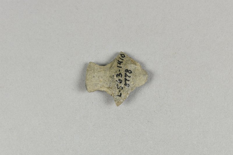 810272
