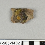 810718
