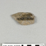 810906
