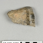 810910