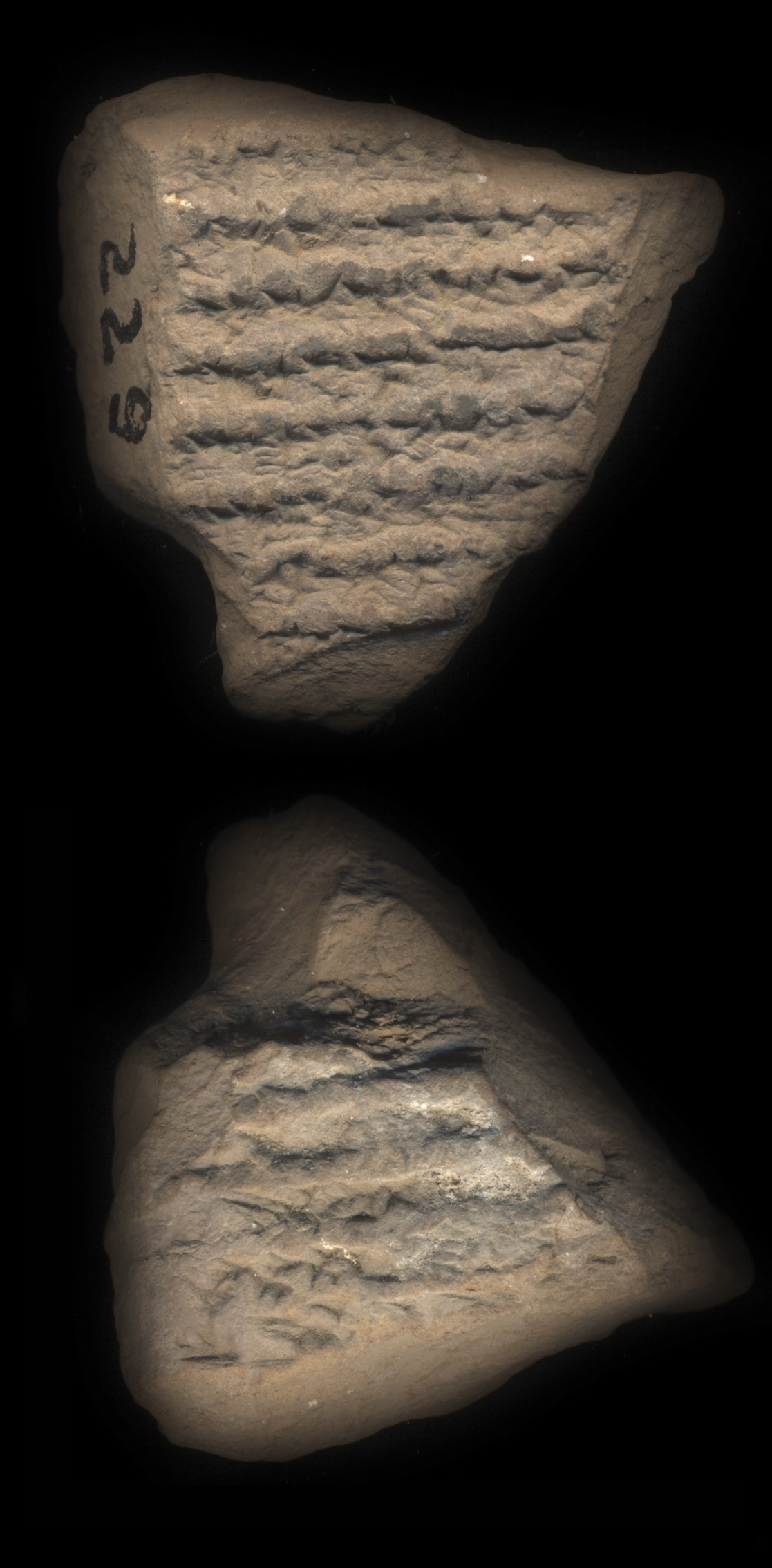 813677