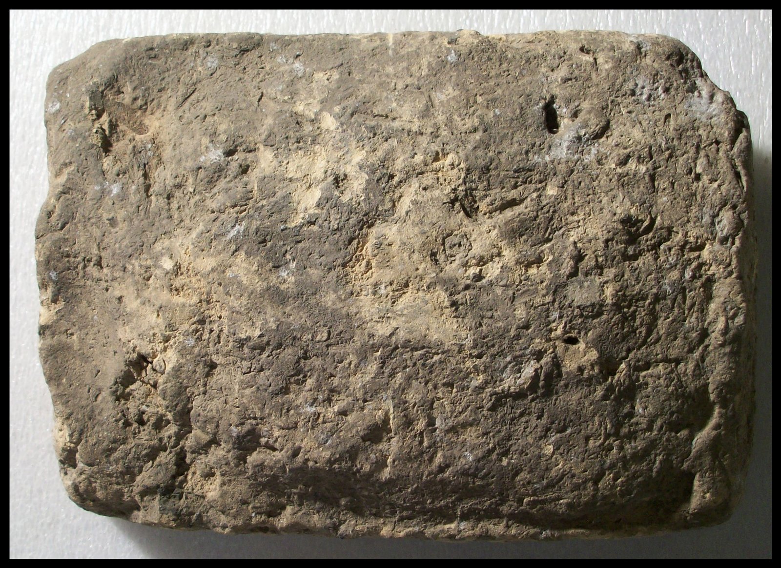 813911