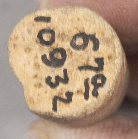 815077