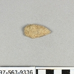 816738