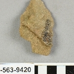 817634