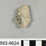 818042