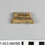 818463