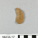 819358