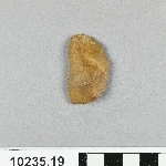 819361