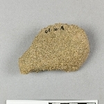 822579
