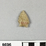 822864