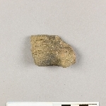 823558