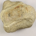 823573