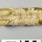 824158