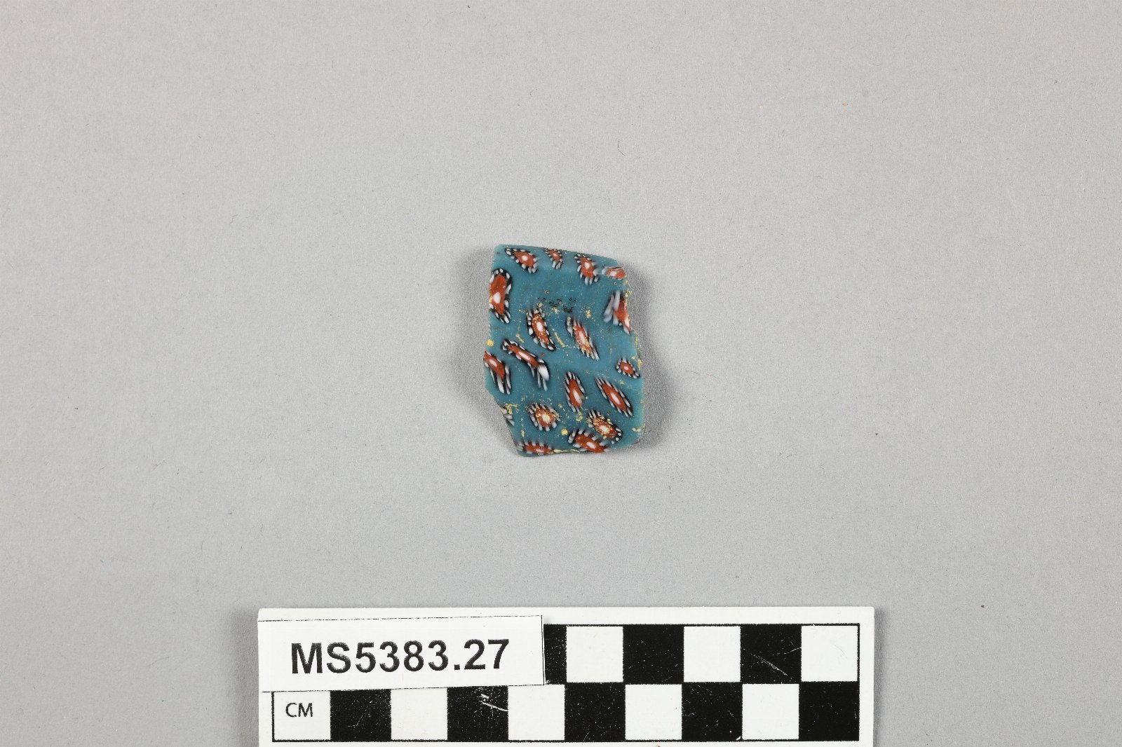 825490
