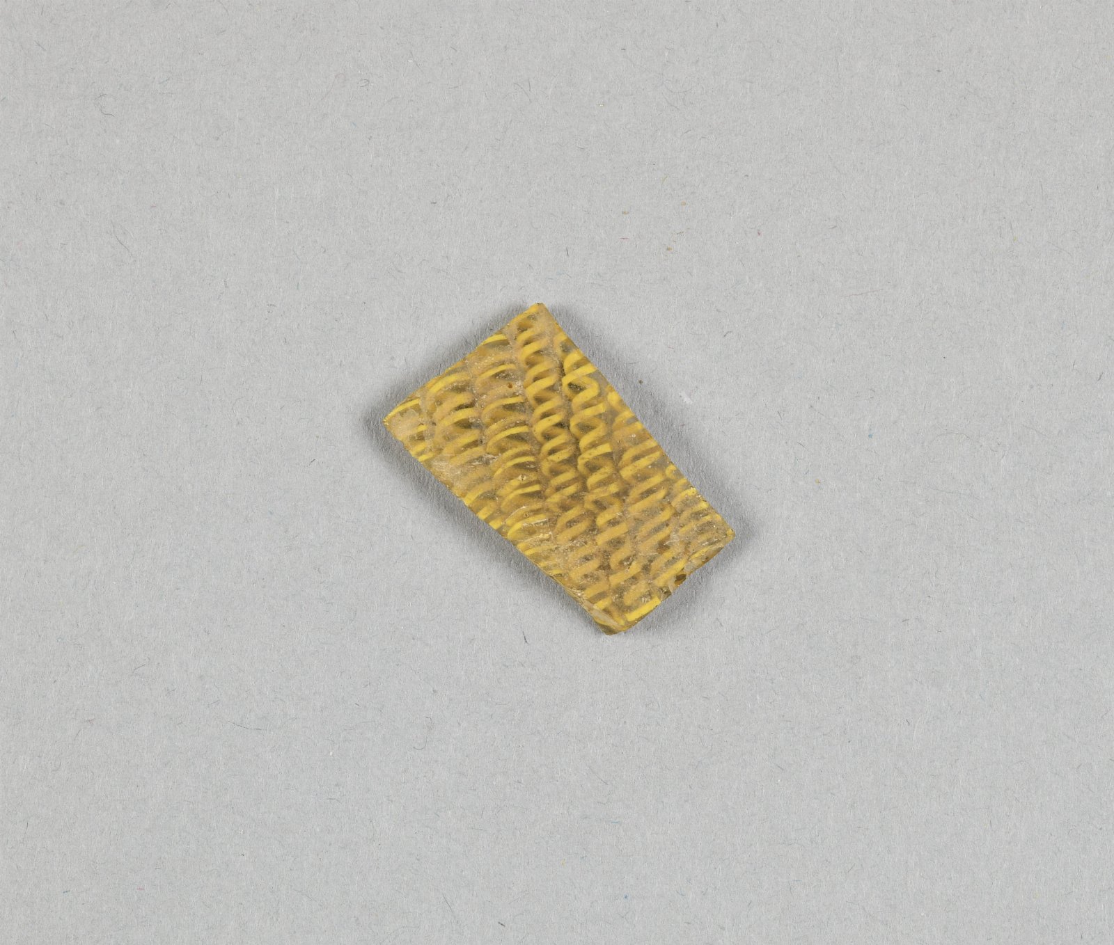 826030