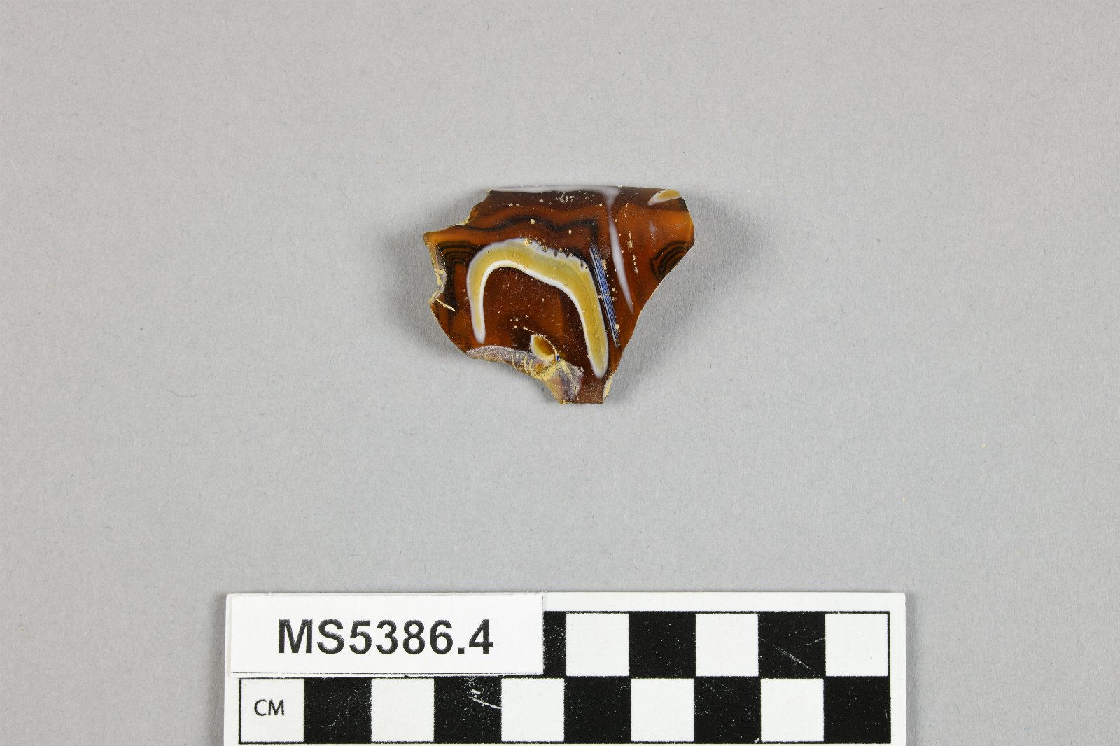 826302