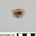 826330