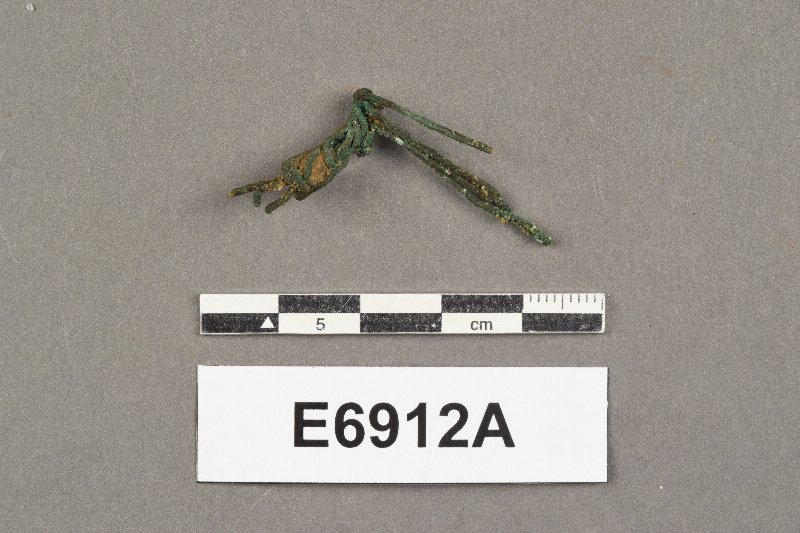 831522